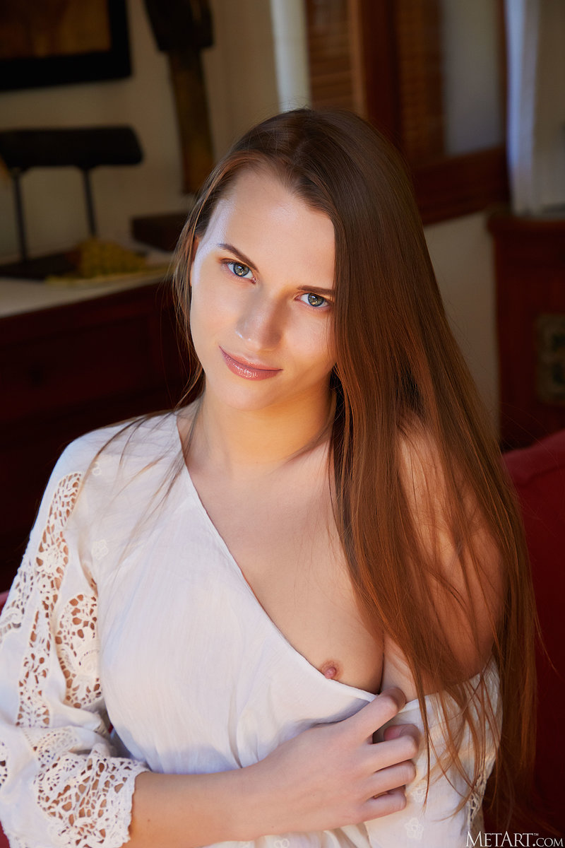 Эмилия, 49 лет, 4 размер груди